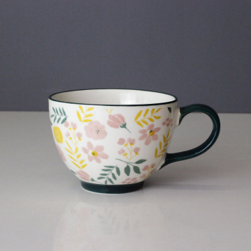 Custom Small Floral Ceramic Tea Cup with Big Handle - 500ml Porcelain Mug for Home Use and Gift