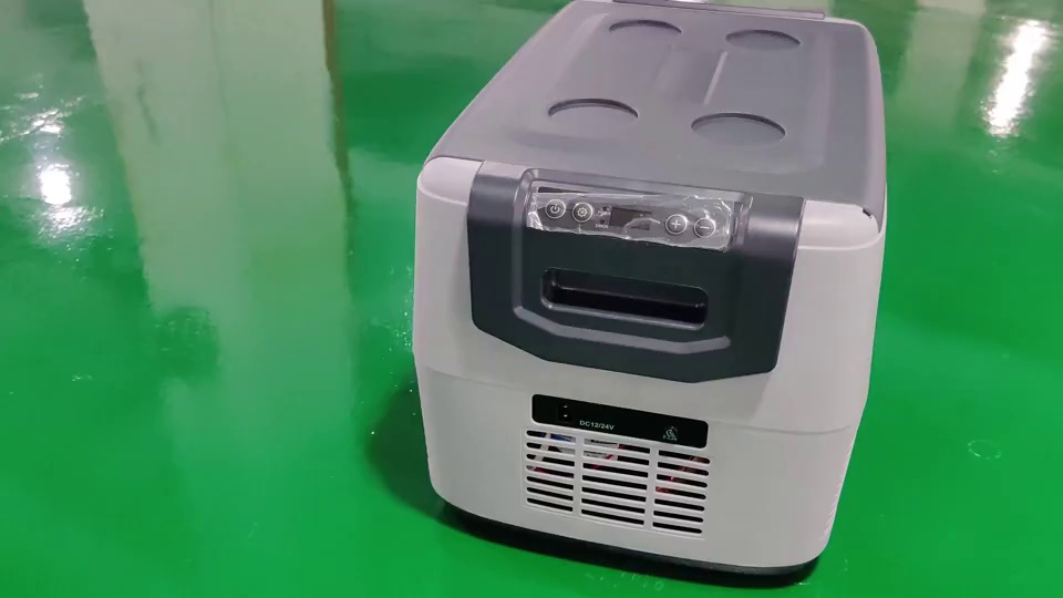 Portable car home refrigerator