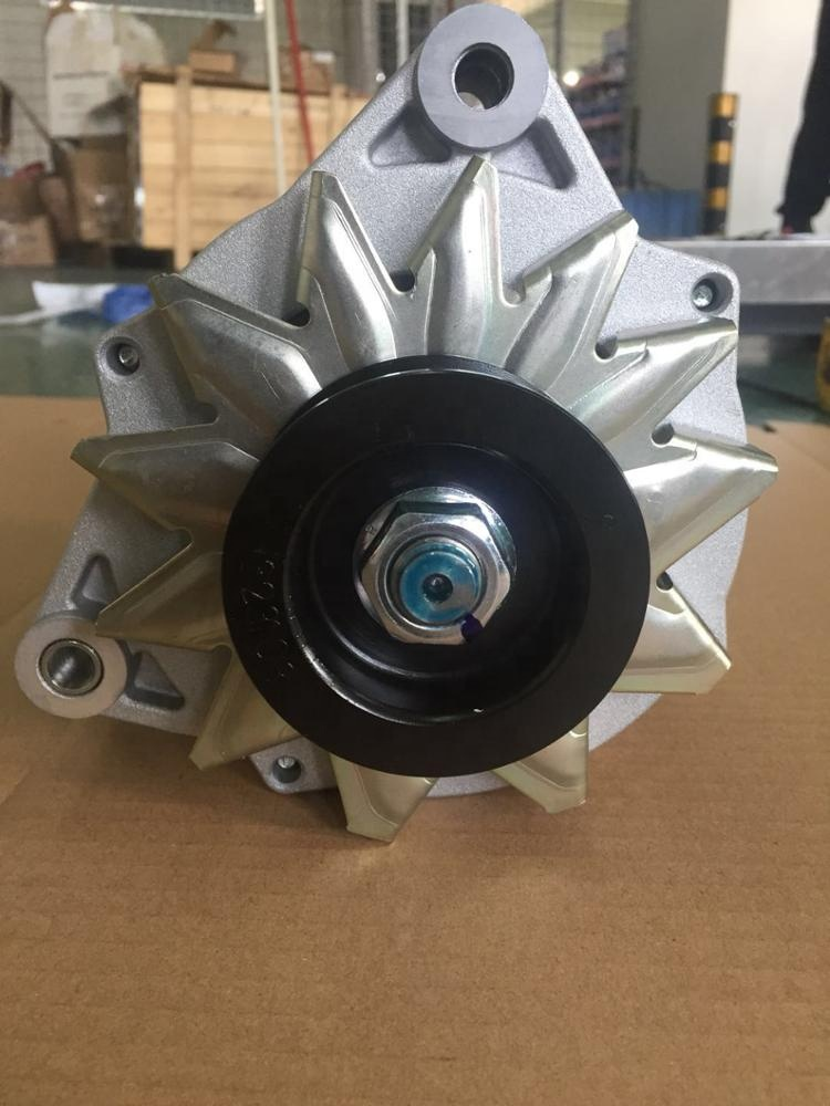 Alternator Mesin Weichai 612600090789 untuk suku cadang truk