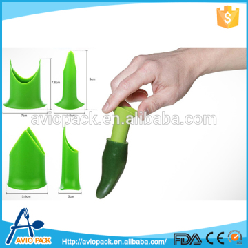 Factory directly hot sell plastic green pepper corer