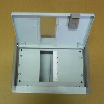 Distribution box, measures 12 inches