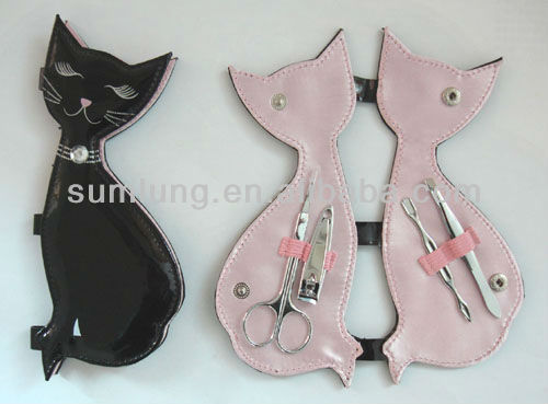 Animal shape case Manicure Set