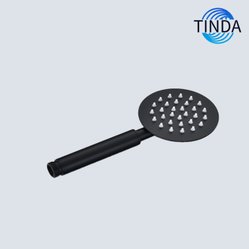 複数のノズルを備えたモダンな黒いハンドスプレーヤー