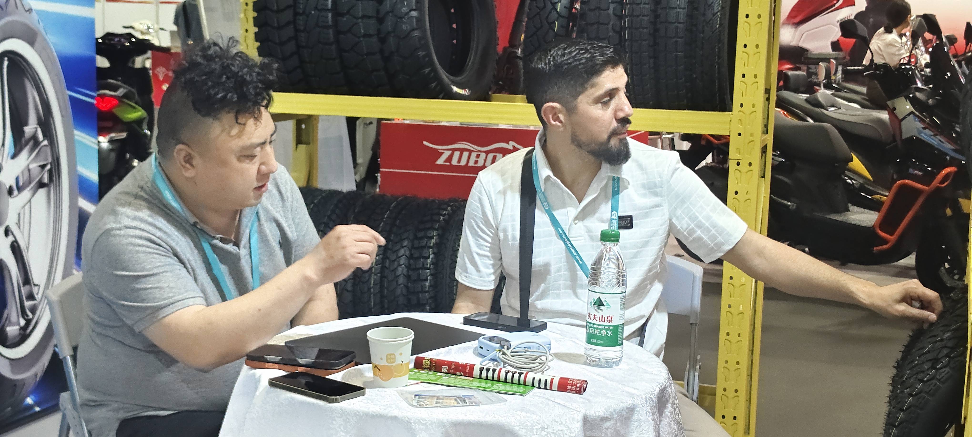 Booming Order Signing Boom at Canton Fair! Global 4