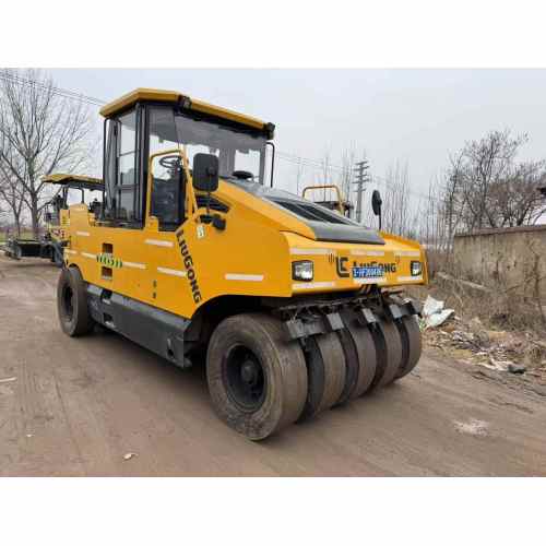 Rolo de estrada de borracha hidráulica completa