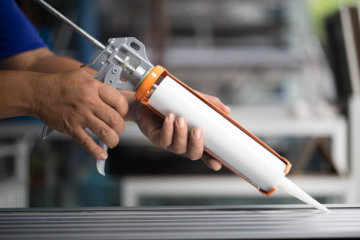Polyester polyol AA/HDO hot melt adhesive
