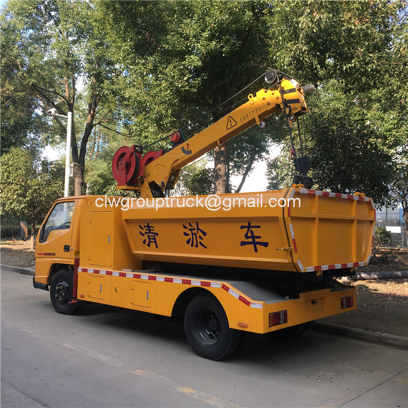 Gully Cleaning Truck5