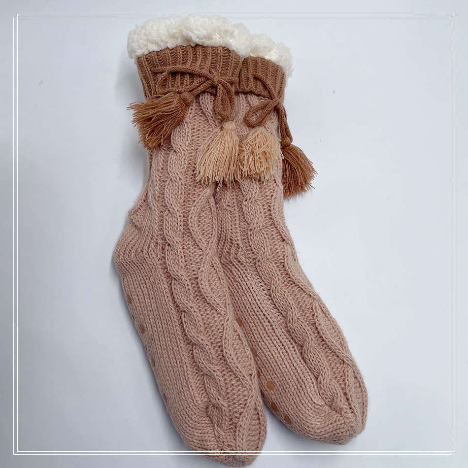 Ladies Cosy Cable Knitted lounge fuzzy socks