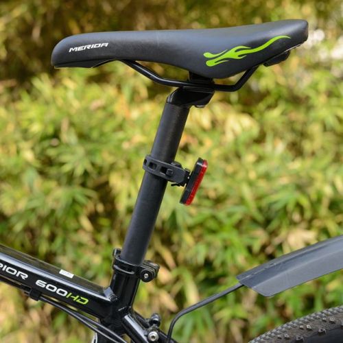 Batteriebetriebene neue COB-LED-Taschenlampe Fahrradlicht