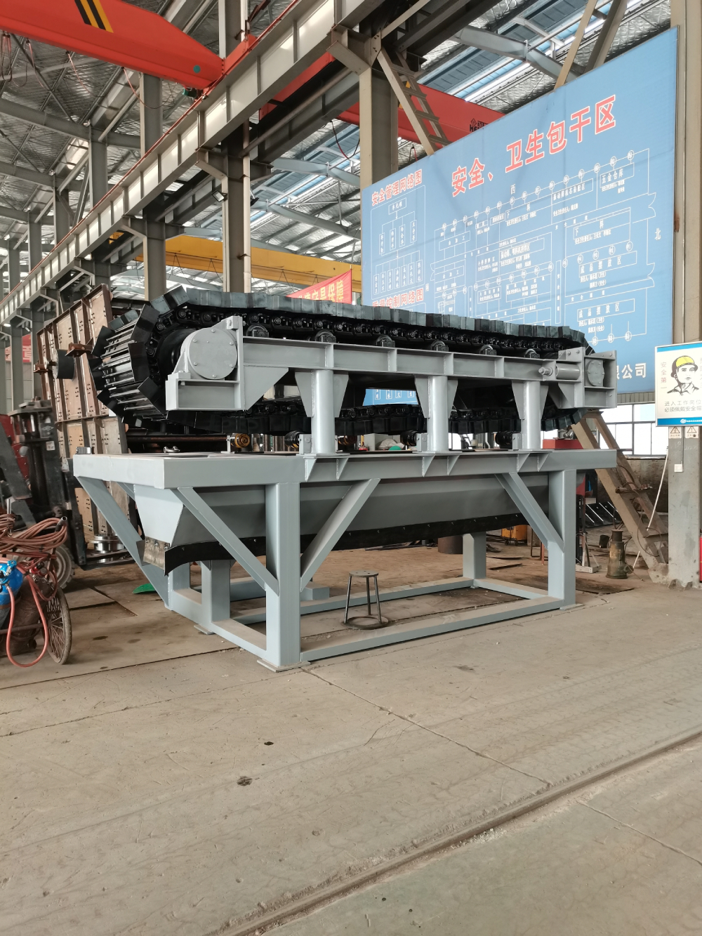 Apron Feeder with High Quality and High Efficiency