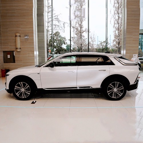 Cadillac Lyriq for medium to large vehicles