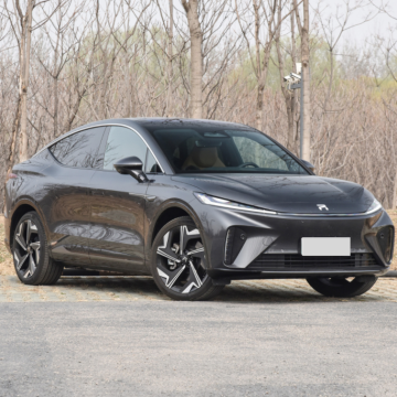 2022 Yükselen Otomatik R7 AWD 90KWH Elektrikli Araç 544hp