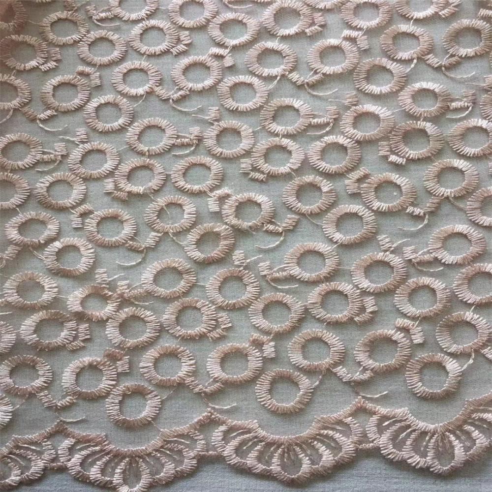 Tissu de broderie plat de petit cercle pour le vêtement de dames