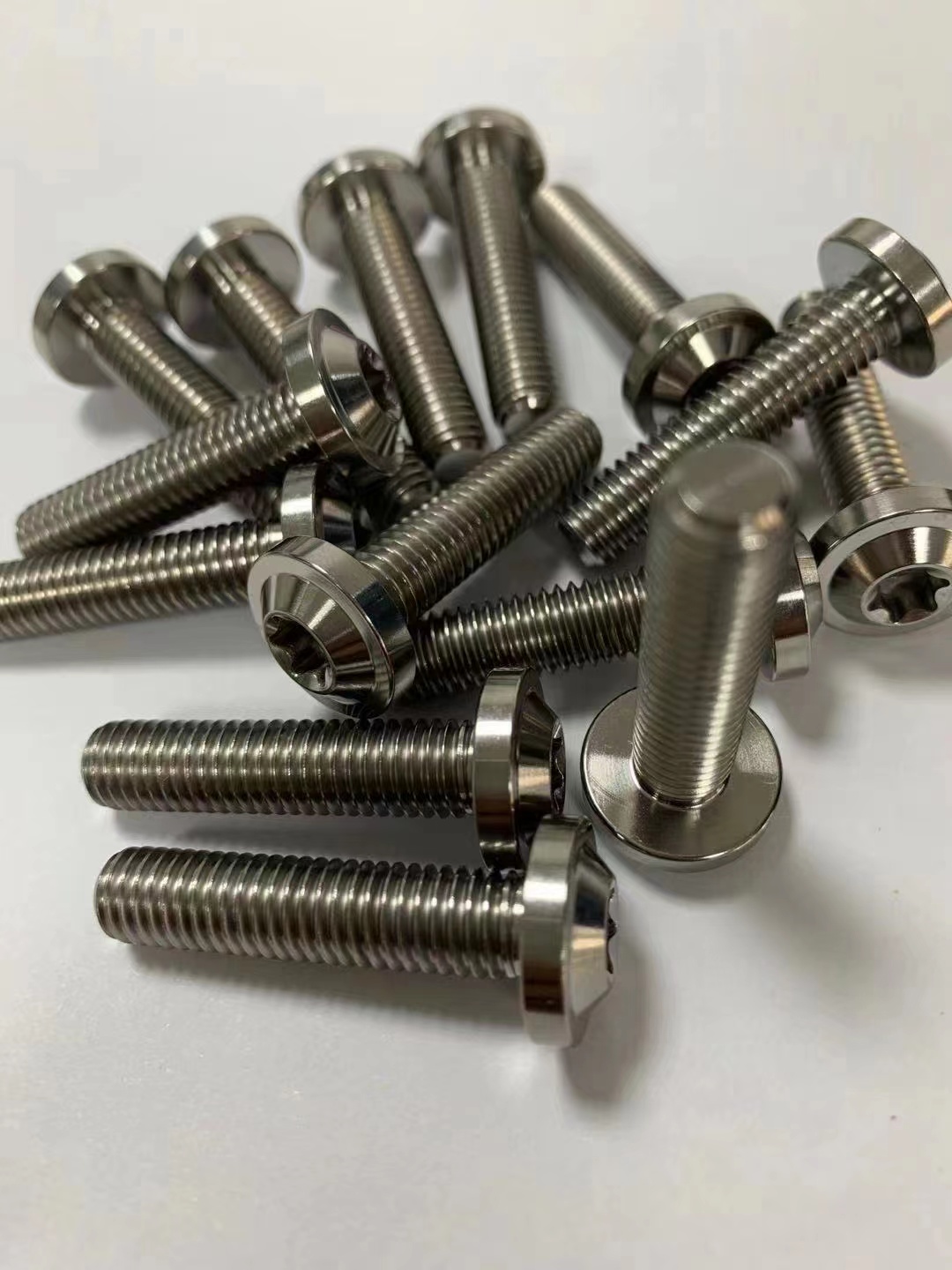 titanium bolt