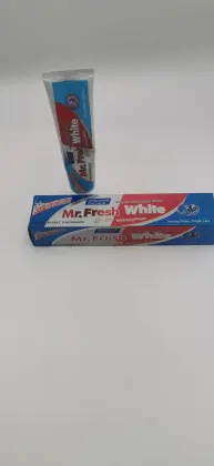 Fresh & White Toothpaste - Extra Cool Mint