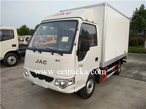 JAC 1-8 TON مبردة شاحنة