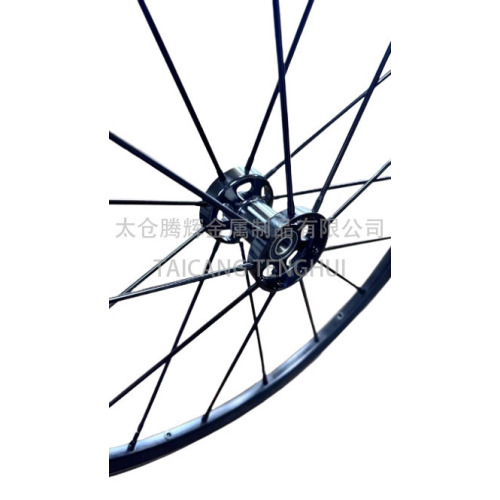 Roda traseira de anodização colorida