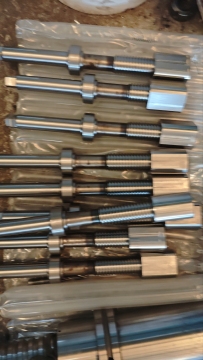 Trapezoidal lead screw