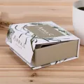 Exquisite magnetic closing gift box customization