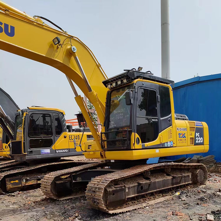 90% New Komatsu Pc220 Japanese Excavator For Sale, High Quality 90% New ...