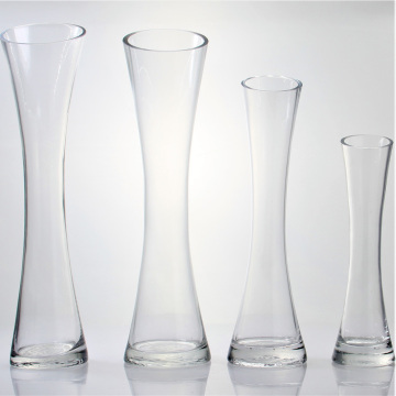 Grands vases de bourgeon en verre transparent avec bouche inclinée