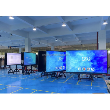 Pizarra digital de 86 pulgadas para oficina.