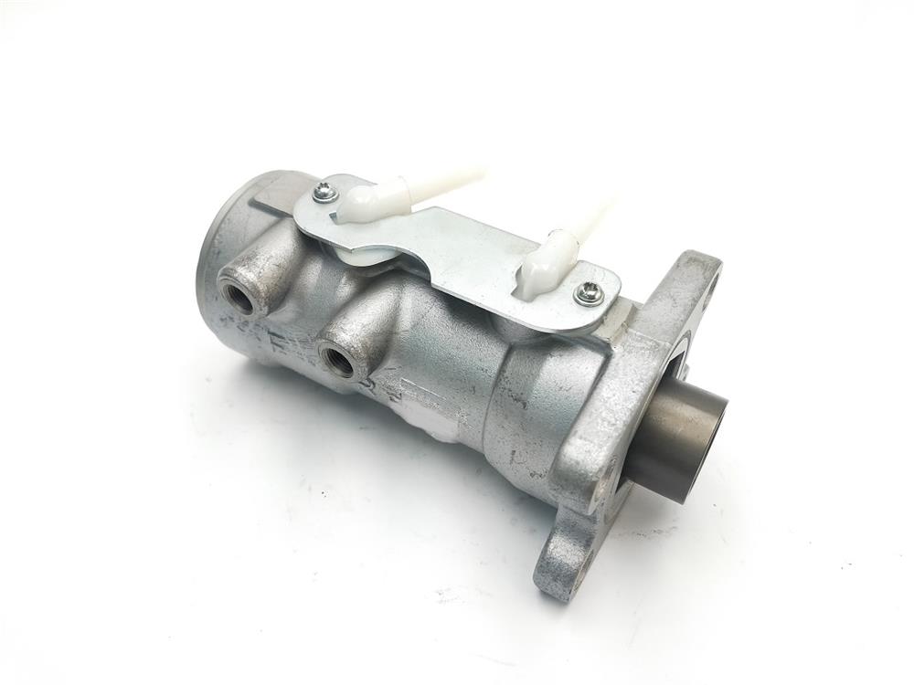 Brake Master Cylinder para la plataforma/chasis ELF ISUZU 85-03