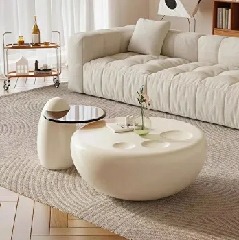 Cute Cat Claw End Table: Baking Process FRP Material Simple Living Room Tea Coffee Table" 

However, to make it more concise and SEO-friendly, you might consider:

"Cat Claw Inspired FRP Tea Table for Simple Living Rooms