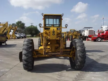 Used Caterpillar 120H Motor Grader