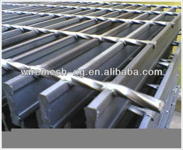 serrated steel grating ( manufacturer )grating for platform/steel grating/galvanized floor grating, bar grating, trench grating
