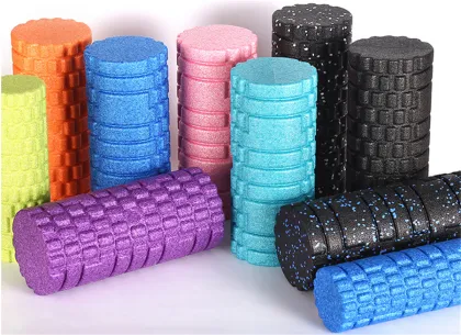 Lightweight solid core massage roller