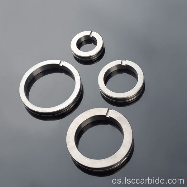 Anillo de carburo de tungsteno con ritmo