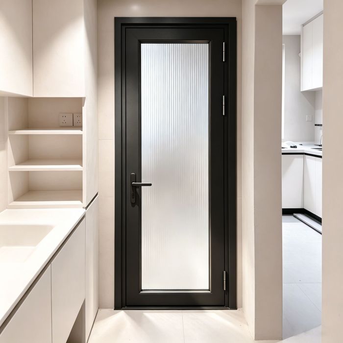 Porte battante non thermique série AU100
