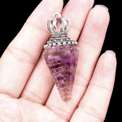 Green Aventurine Chip Stone Resin Antique Silver Crown Hexagonal Cone Pendant & Pendulum