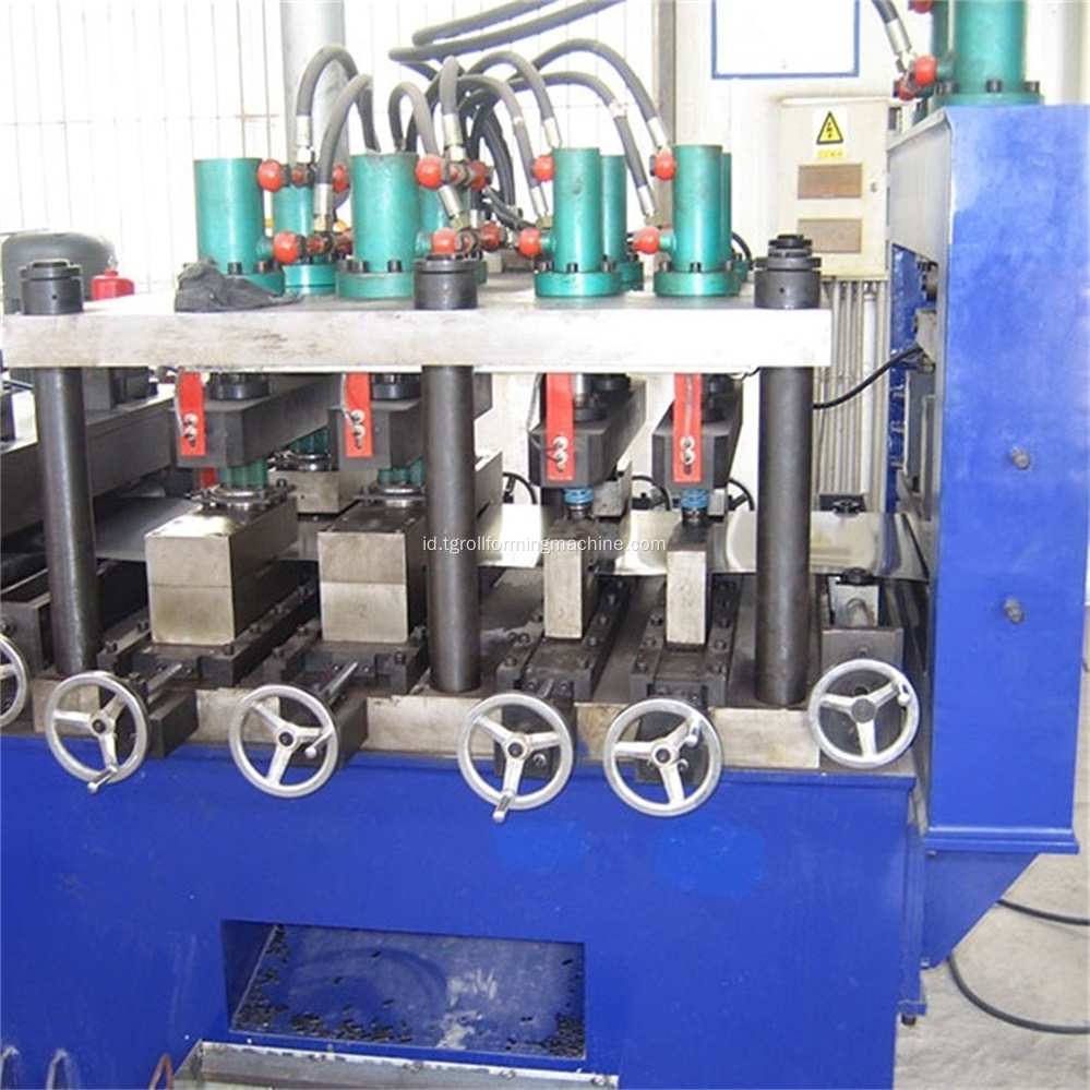 Baja Tangga Kabel Tray Purlin Roll Forming Machine