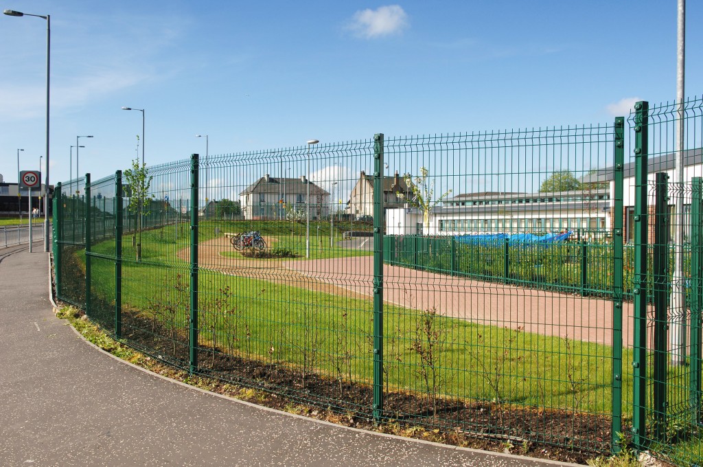 square post fence (296)