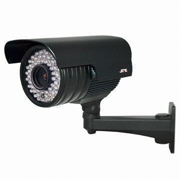 Three-axis 650TVL Weather-proof IR Varifocal Camera with PAL/NTSC Systems and 60m Viewing Distance