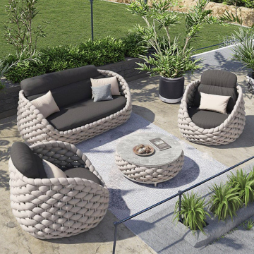 Teslin a tenuta intrecciata in lega di tutto il divano da giardino moderno