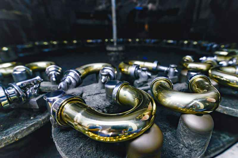 Explore the working principle and variety of bathtub faucets