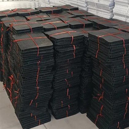 Plastic Nest Pads for Chicken Housing and Hens' Bedding