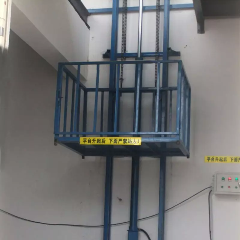 500 kg Guide Rail Cargo Lift