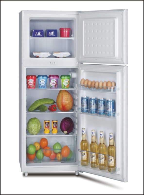 Top Freezer Refrigerator With Handle