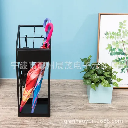 Creative rain gear storage bucket