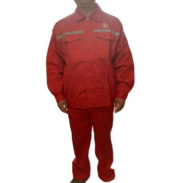 Seragam Keselamatan Lapangan Minyak