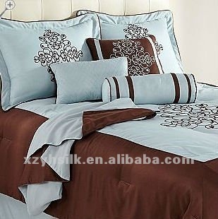 Reversible Microfiber Bedding Set