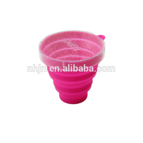 Eco-friendly heat resistant 150ml silicone cup with cover