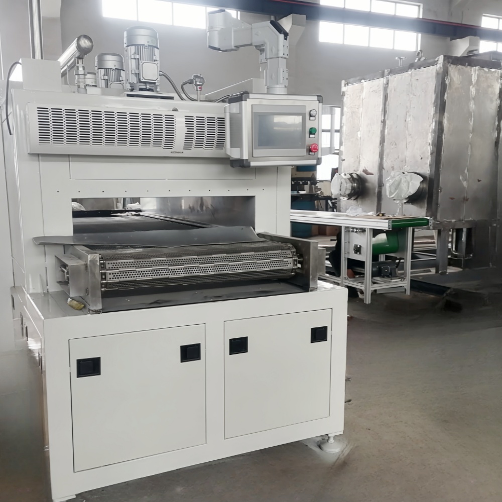 Tunnel electric heating oven