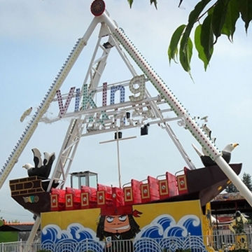 Pirate Ship Outdoor Playground Equipment with Maximum Speed of 36 Kilometers Per Hour