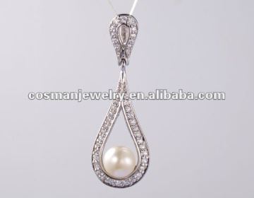 pearl drop pendant