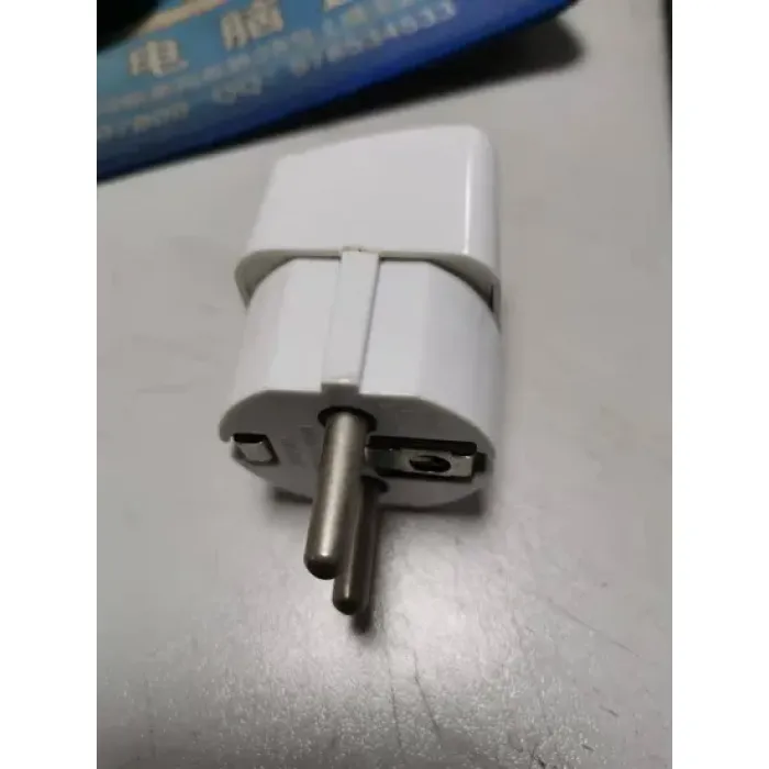 Adaptador de enchufe universal de 2 pines